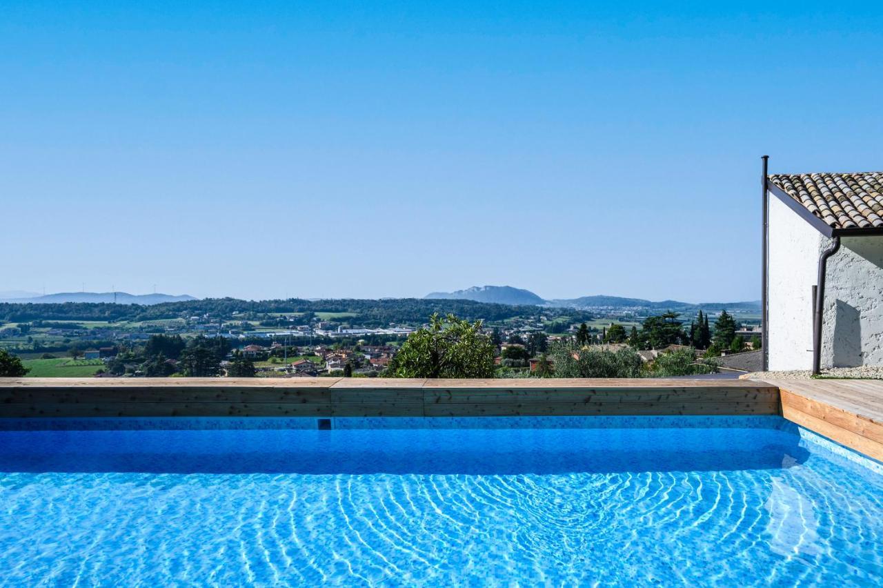 Maison 1933 Bed & Breakfast Caprino Veronese