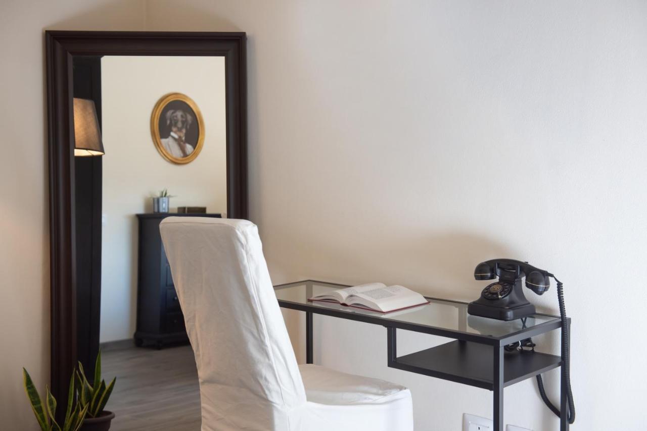 Maison 1933 Bed & Breakfast *