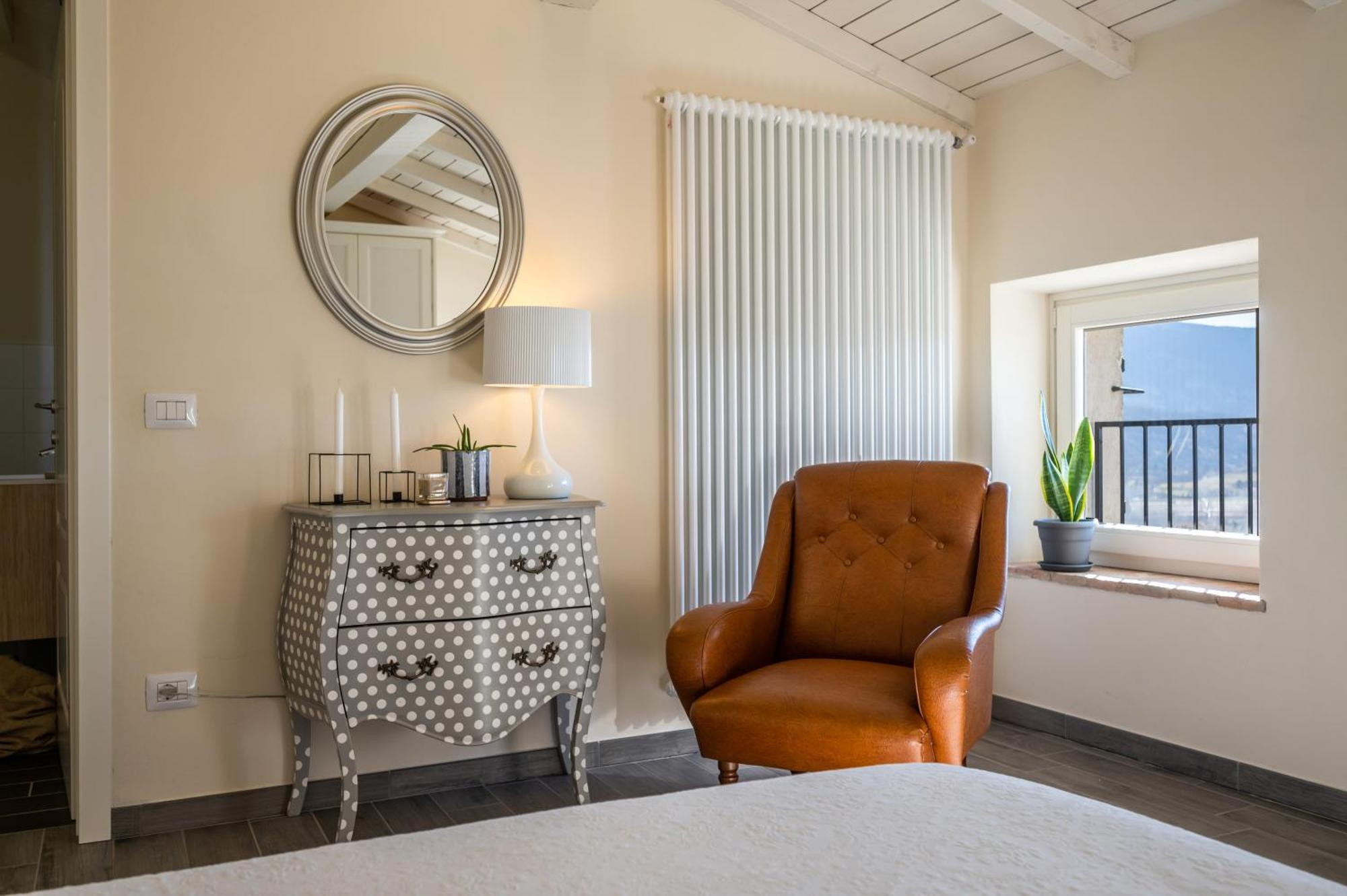 Maison 1933 Bed & Breakfast