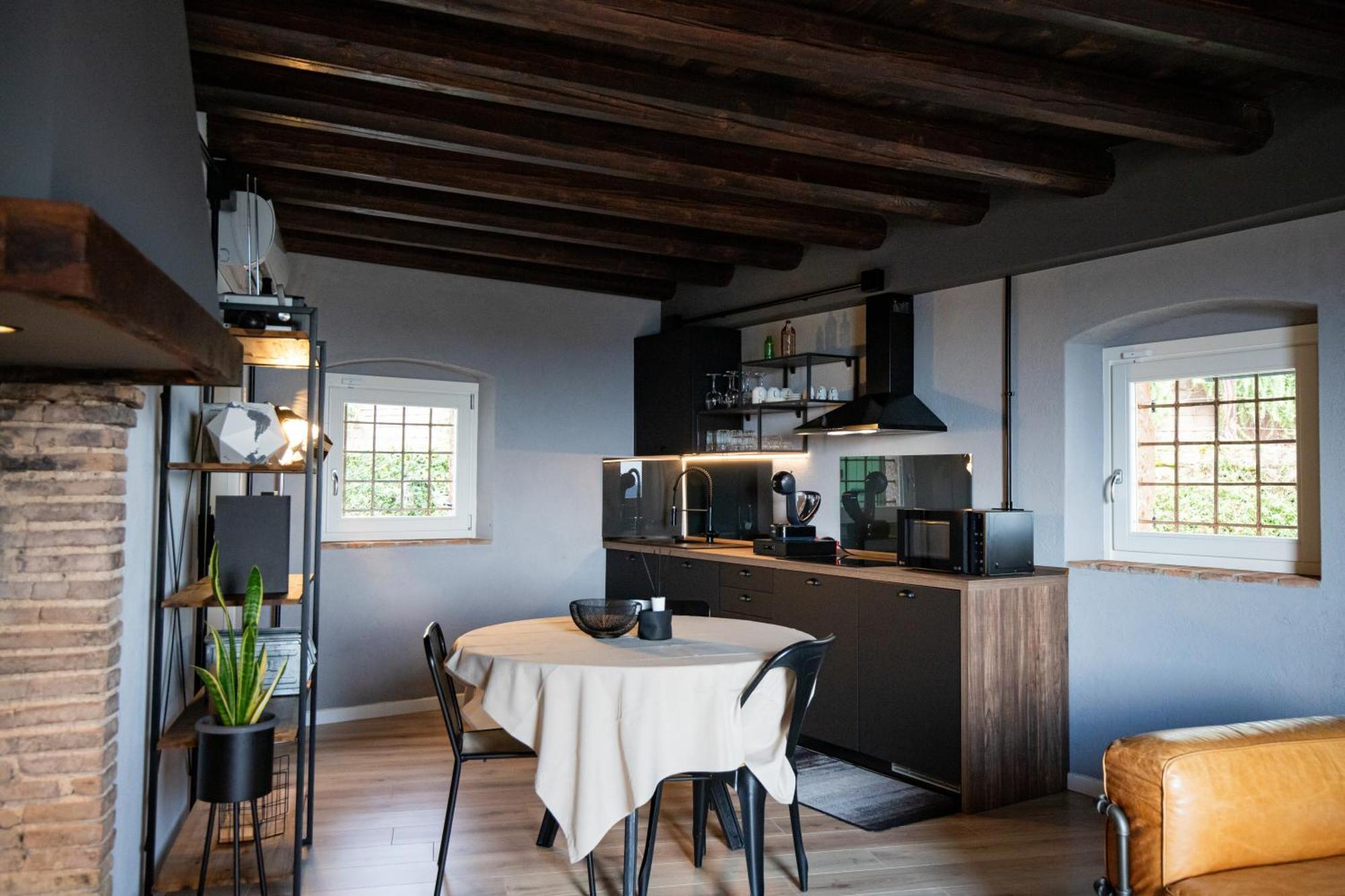 Bed & Breakfast Maison 1933 Caprino Veronese
